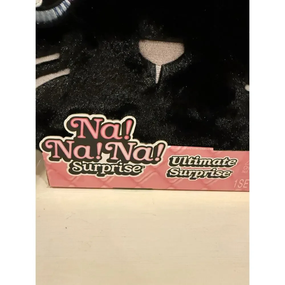 MGA Na! Na! Na! Surprise Ultimate Surprise Fashion Doll Set w/ Accessories. NIB